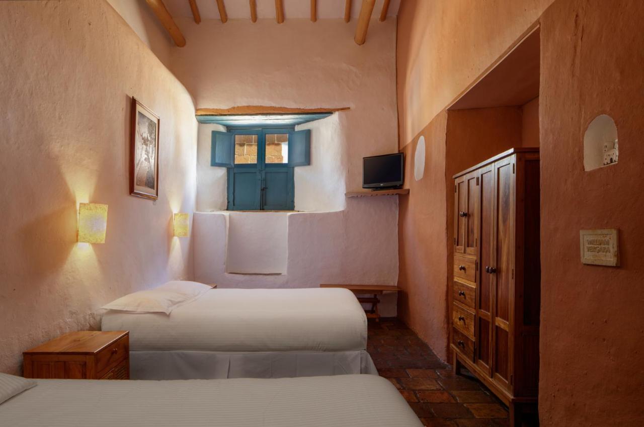 Posada Del Campanario บาริชารา ภายนอก รูปภาพ